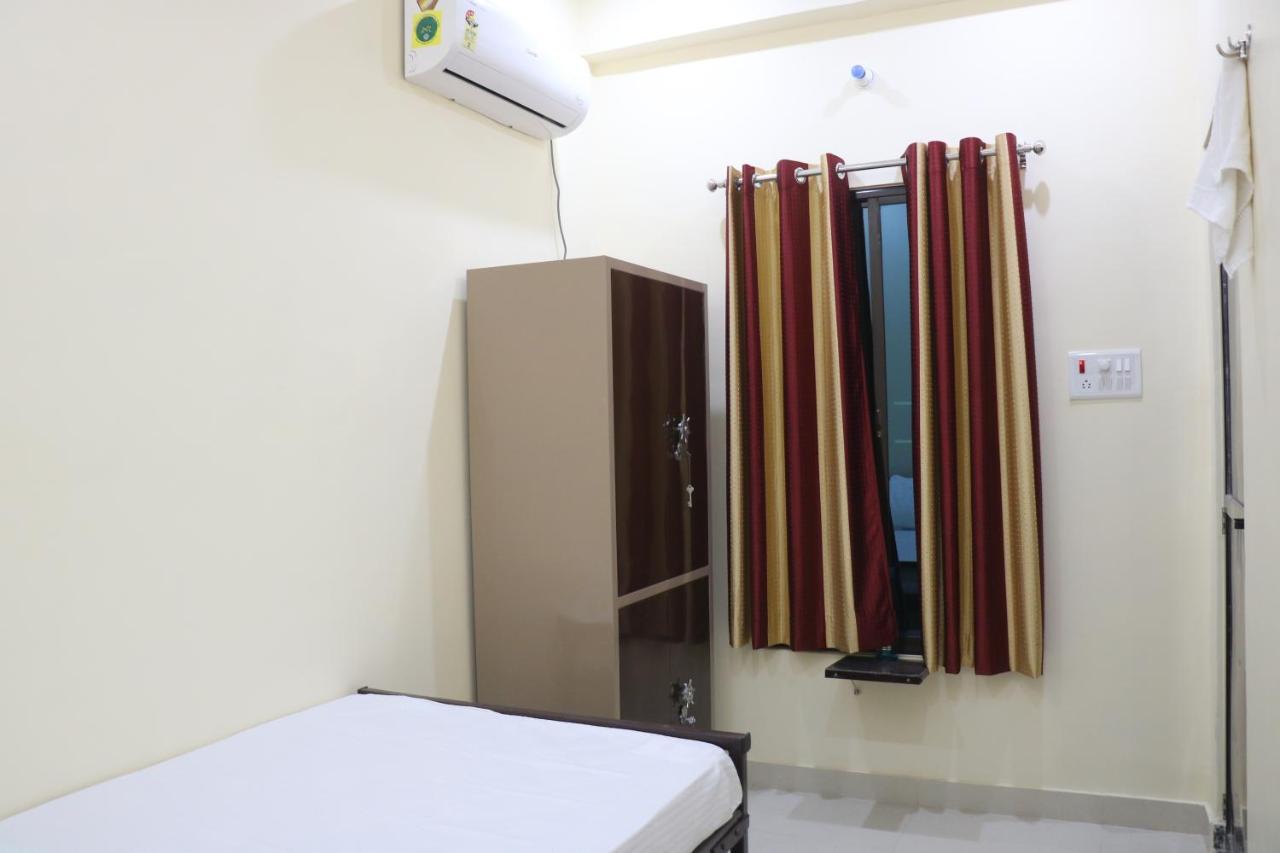 Saraswati Palace Varanasi Esterno foto