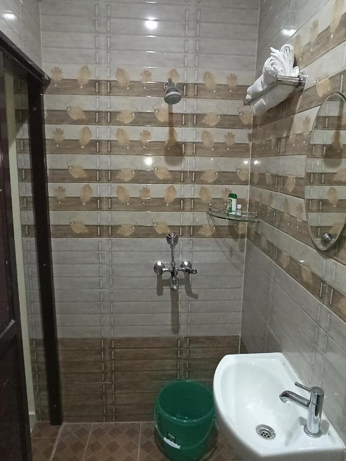 Saraswati Palace Varanasi Esterno foto