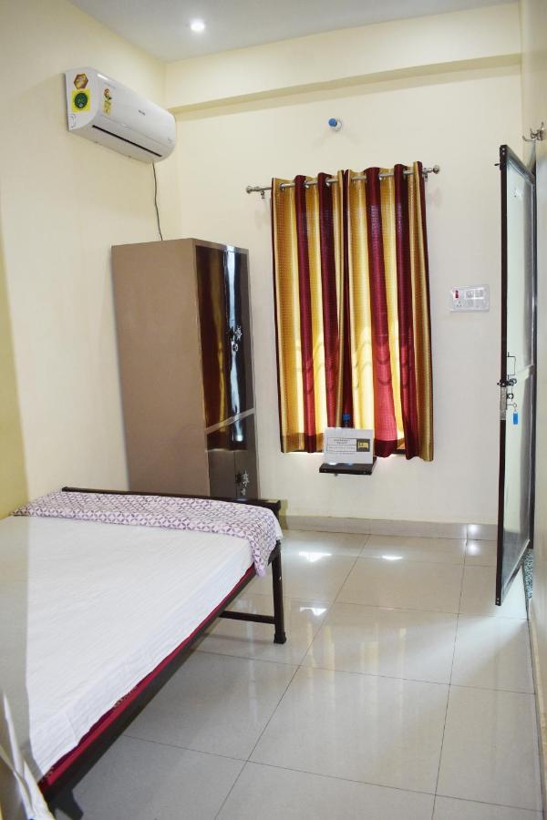 Saraswati Palace Varanasi Esterno foto